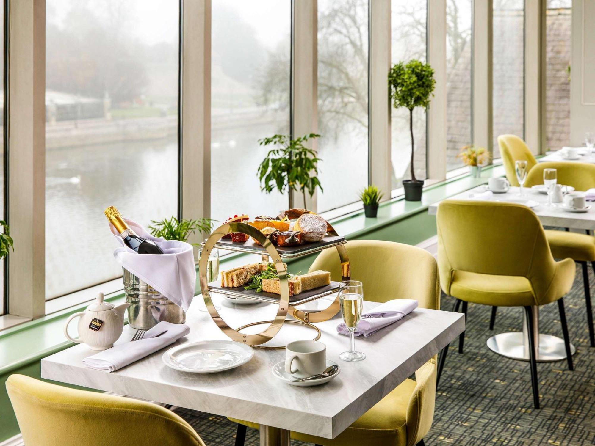 Mercure Bedford Centre Hotel Dış mekan fotoğraf