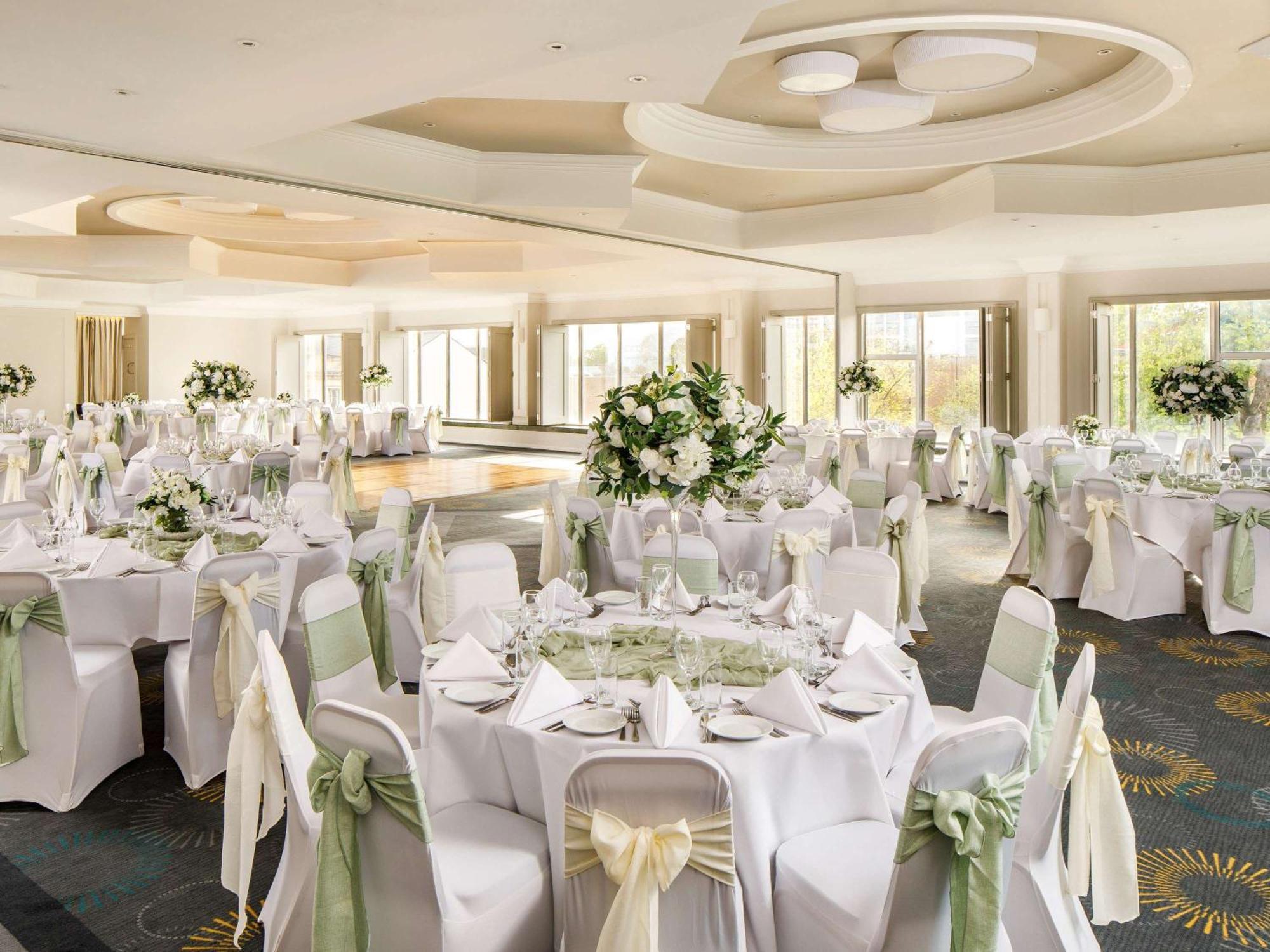 Mercure Bedford Centre Hotel Dış mekan fotoğraf