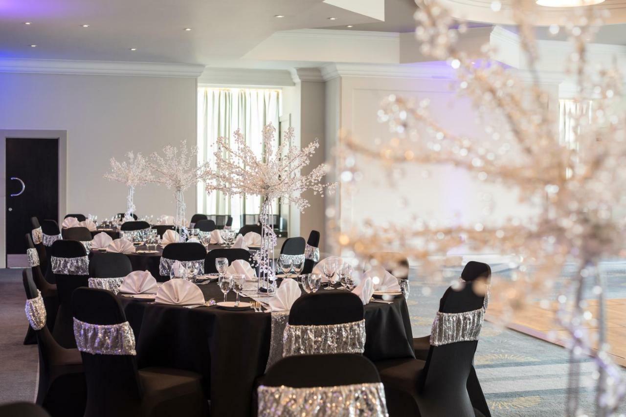Mercure Bedford Centre Hotel Dış mekan fotoğraf