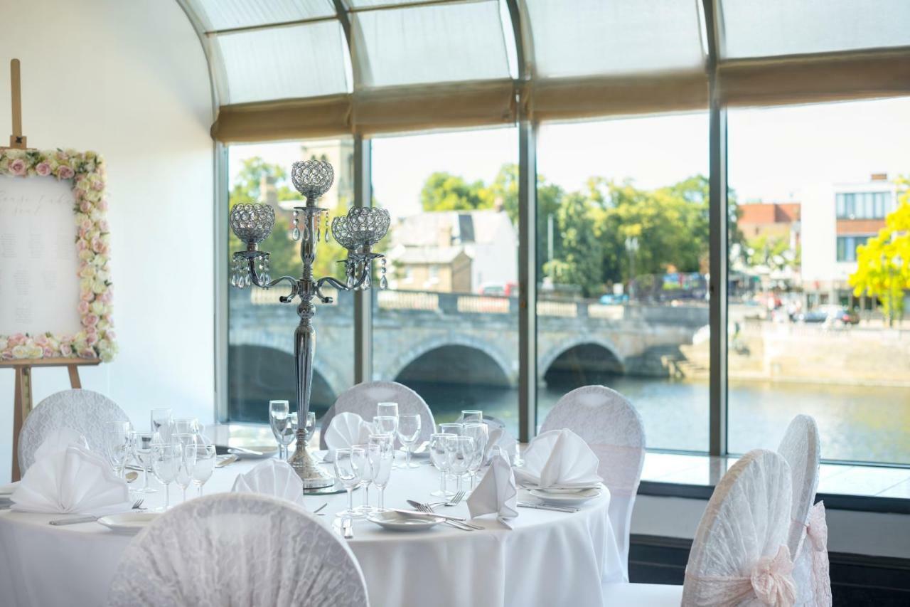 Mercure Bedford Centre Hotel Dış mekan fotoğraf